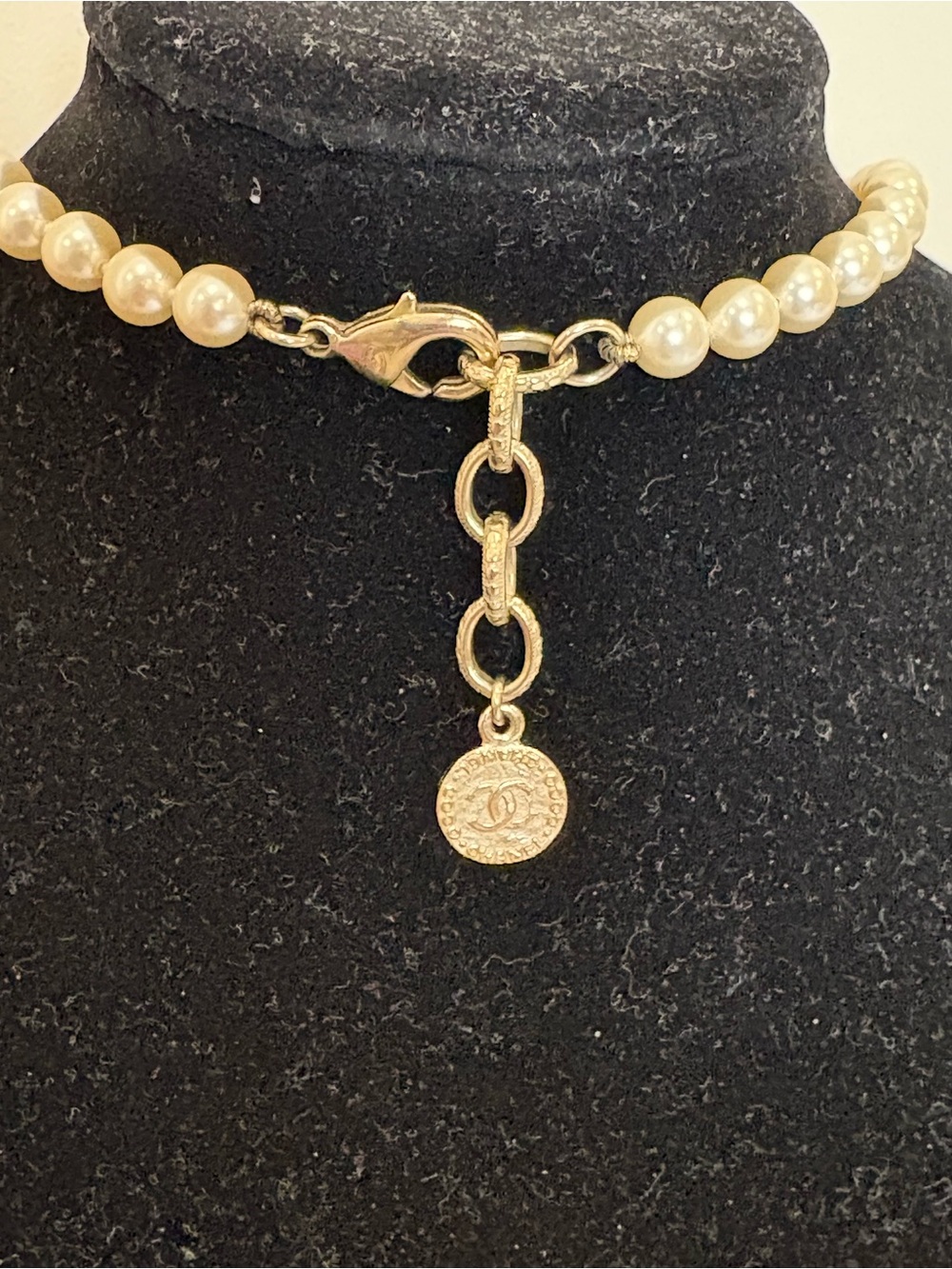 CHANEL F16V Coco 100th Anniversary Pearl Crystal CC Necklace 100% Authentic - Picture 13 of 13